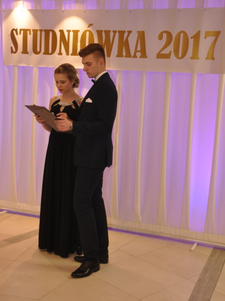 Bal studniówkowy maturzystów z ZSBiO (FOTO, VIDEO)
