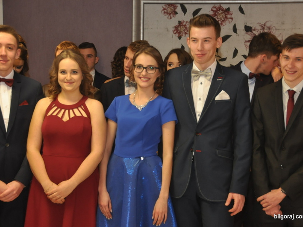 Bal studniówkowy maturzystów z ZSBiO (FOTO, VIDEO)