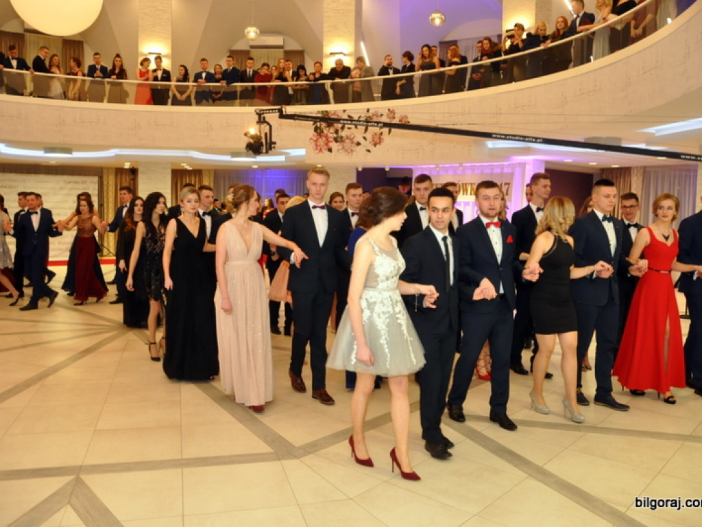Bal studniówkowy maturzystów z ZSBiO (FOTO, VIDEO)