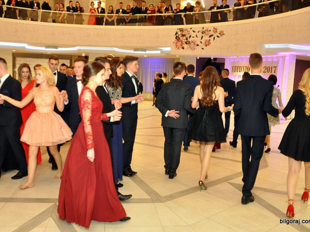 Bal studniówkowy maturzystów z ZSBiO (FOTO, VIDEO)