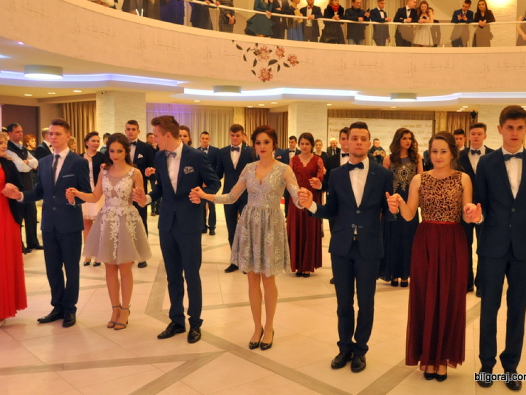 Bal studniówkowy maturzystów z ZSBiO (FOTO, VIDEO)