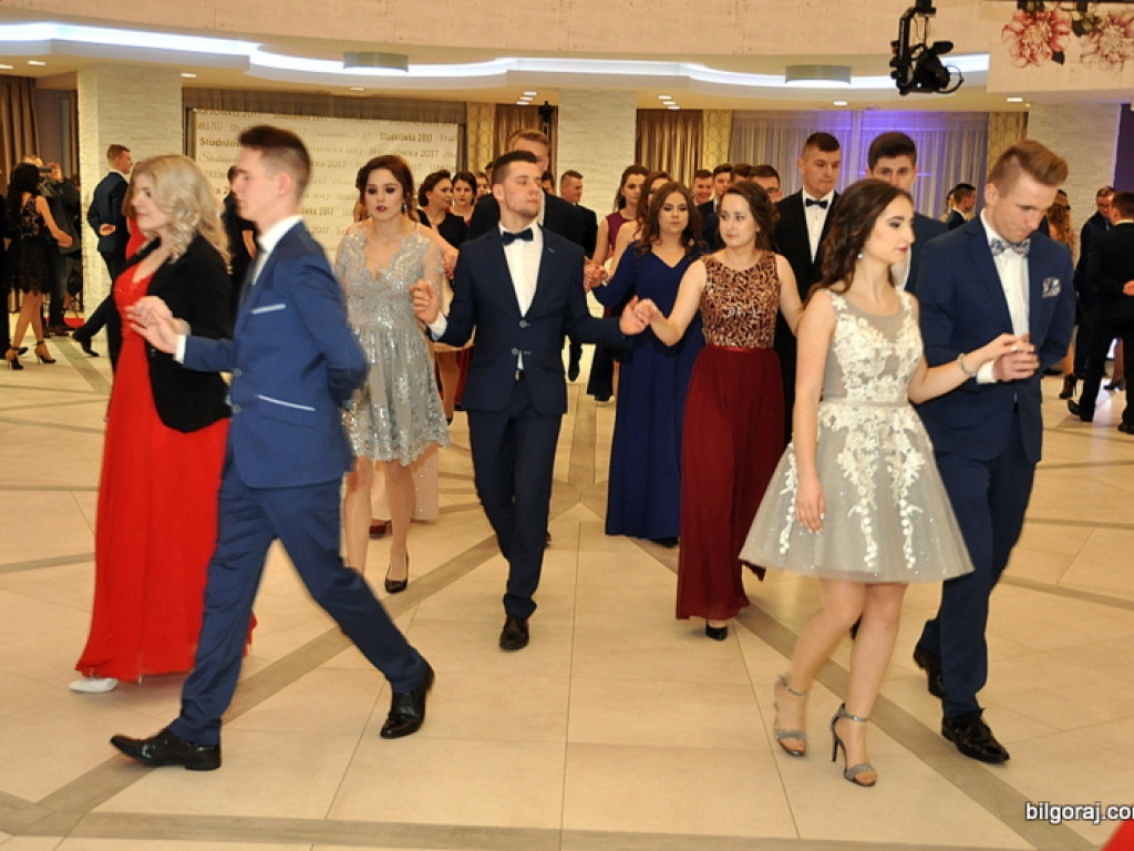 Bal studniówkowy maturzystów z ZSBiO (FOTO, VIDEO)