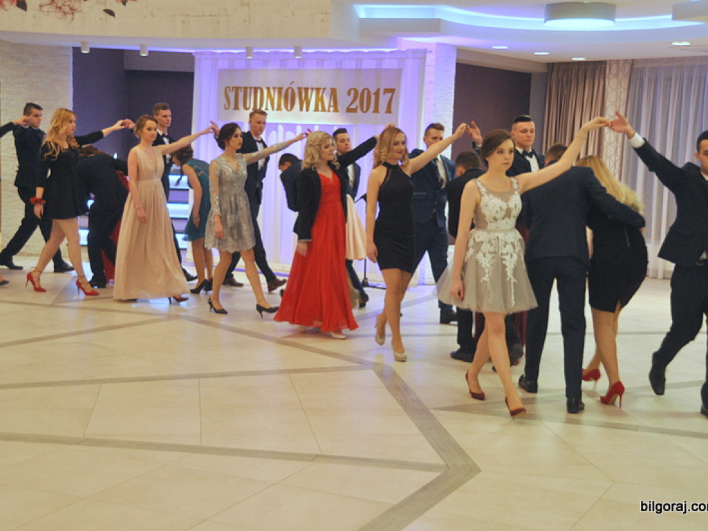 Bal studniówkowy maturzystów z ZSBiO (FOTO, VIDEO)