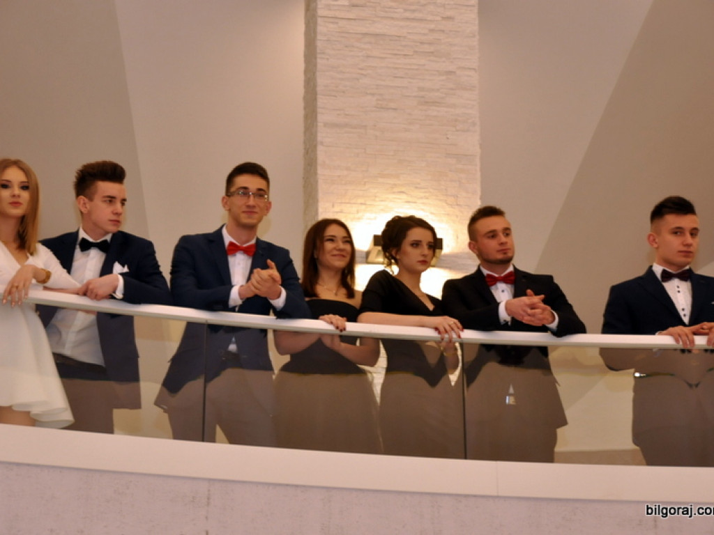 Bal studniówkowy maturzystów z ZSBiO (FOTO, VIDEO)