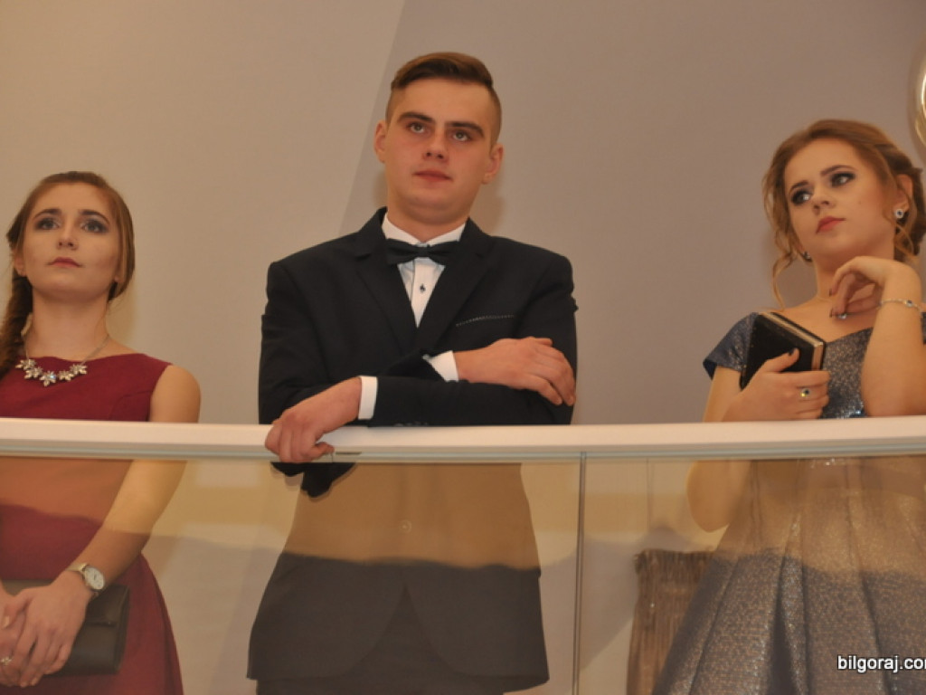 Bal studniówkowy maturzystów z ZSBiO (FOTO, VIDEO)