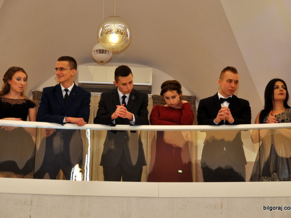 Bal studniówkowy maturzystów z ZSBiO (FOTO, VIDEO)