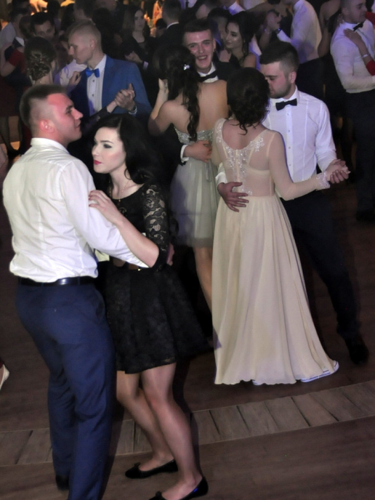 Studniówka ZSZiO (FOTO, VIDEO)
