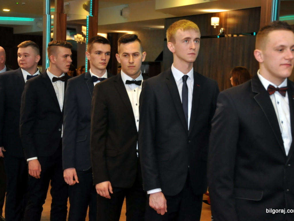 Studniówka ZSZiO (FOTO, VIDEO)
