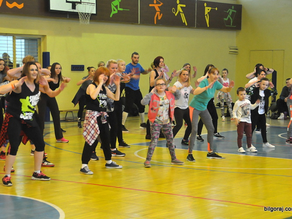 Zumba fitness charytatywnie i na sportowo dla Krzyśka Klimeckiego (FOTO, VIDEO)