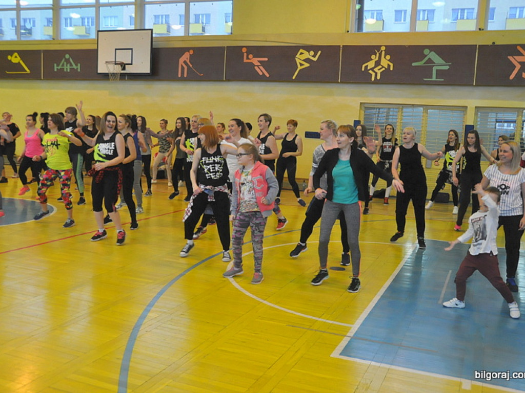 Zumba fitness charytatywnie i na sportowo dla Krzyśka Klimeckiego (FOTO, VIDEO)