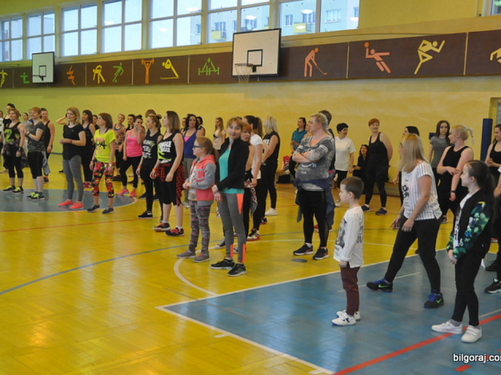 Zumba fitness charytatywnie i na sportowo dla Krzyśka Klimeckiego (FOTO, VIDEO)