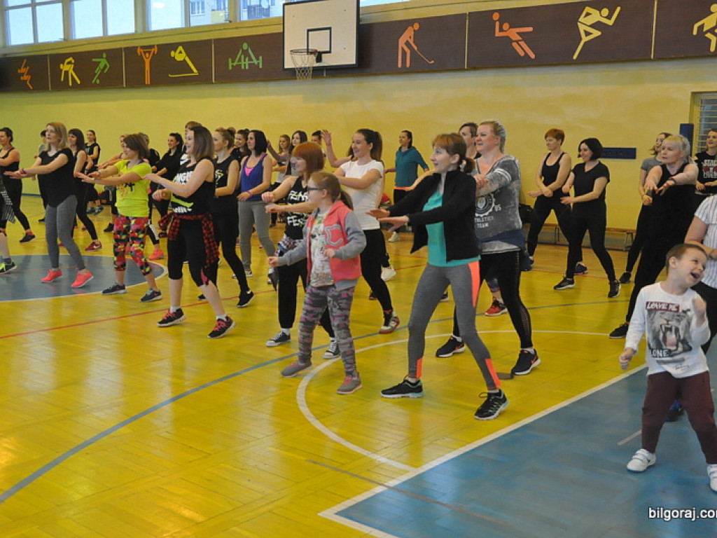 Zumba fitness charytatywnie i na sportowo dla Krzyśka Klimeckiego (FOTO, VIDEO)