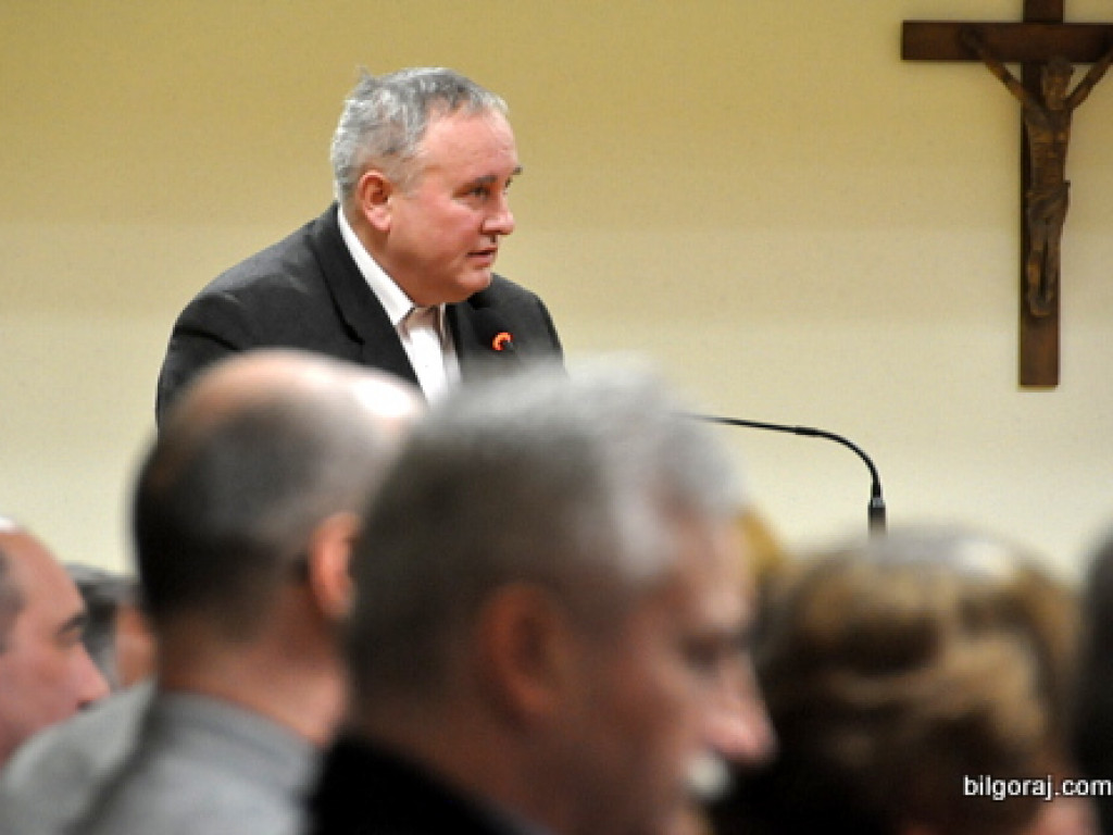 Nie będzie łączenia szkół. Radni zdecydowali o wygaszaniu gimnazjów