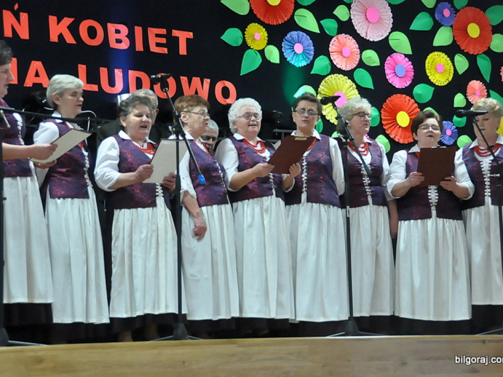 Dzień kobiet na ludowo (FOTO)