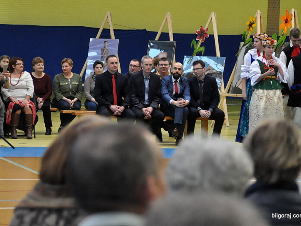 Powiatowy Dzień Kobiet (FOTO)