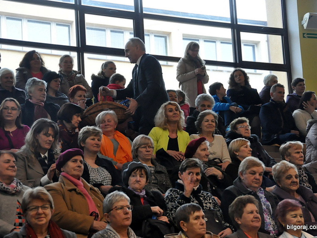 Powiatowy Dzień Kobiet (FOTO)