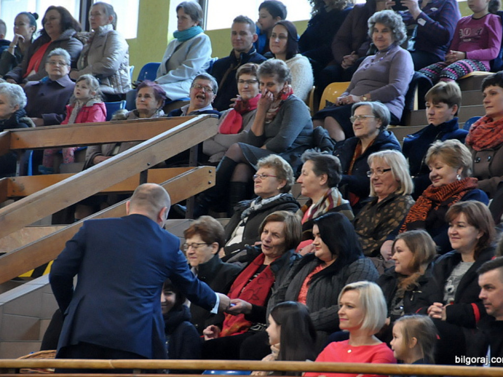 Powiatowy Dzień Kobiet (FOTO)