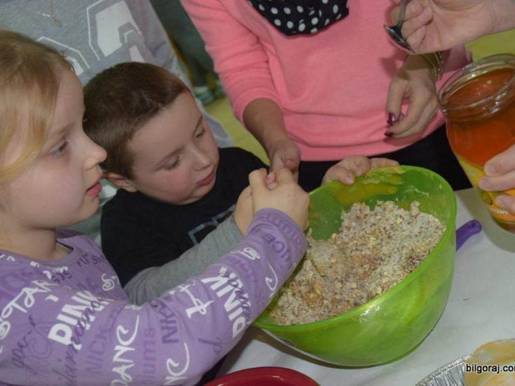 Zdrowe przekąski na przyjęcie urodzinowe - warsztaty dla dzieci (FOTO)