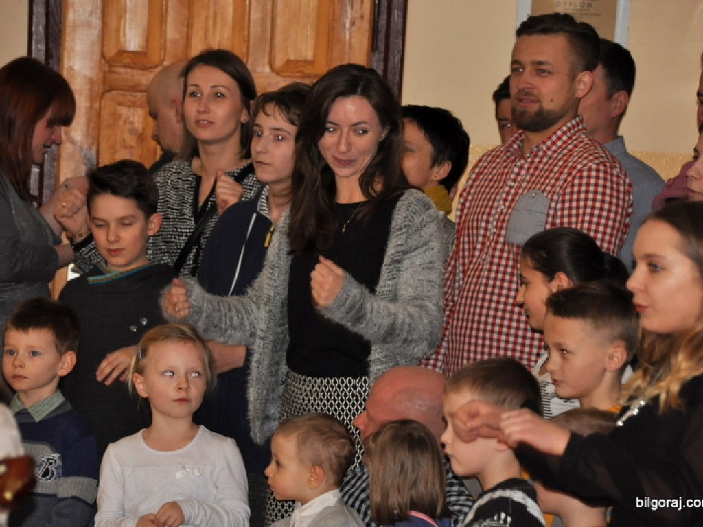 Rejonowy dzień wspólnoty Ruchu Światło - Życie i Domowego Kościoła w Józefowie (FOTO)