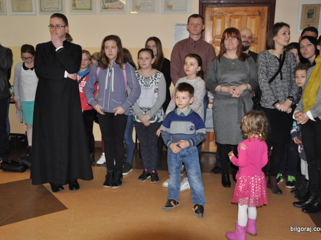 Rejonowy dzień wspólnoty Ruchu Światło - Życie i Domowego Kościoła w Józefowie (FOTO)