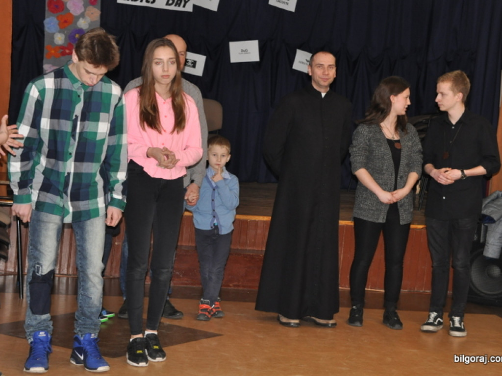 Rejonowy dzień wspólnoty Ruchu Światło - Życie i Domowego Kościoła w Józefowie (FOTO)