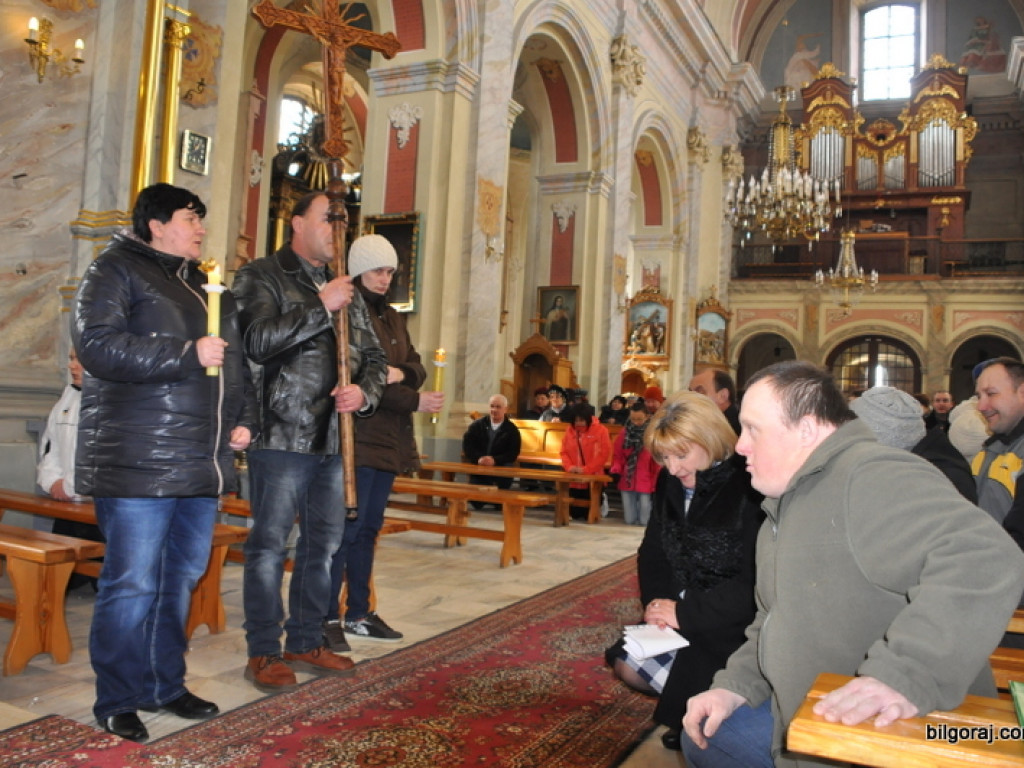 Droga Krzyżowa osób niepełnosprawnych (FOTO)