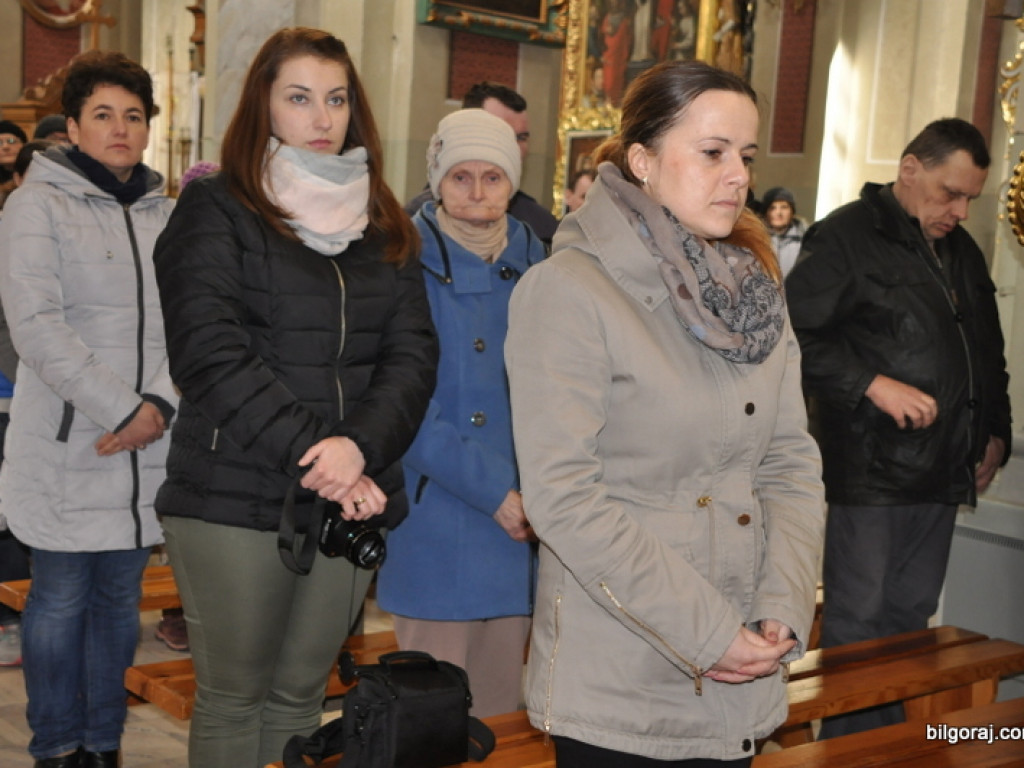 Droga Krzyżowa osób niepełnosprawnych (FOTO)