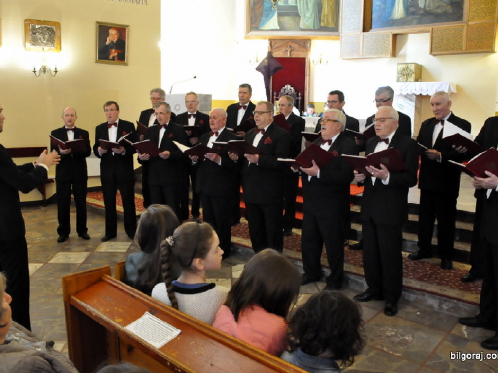 Koncert Pieśni Pasyjnej i Pokutnej (FOTO)