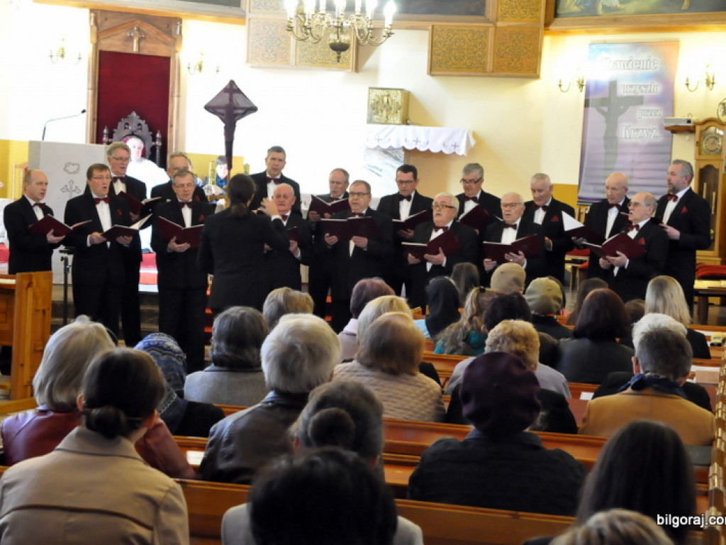 Koncert Pieśni Pasyjnej i Pokutnej (FOTO)