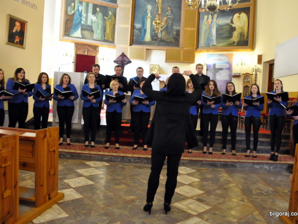 Koncert Pieśni Pasyjnej i Pokutnej (FOTO)