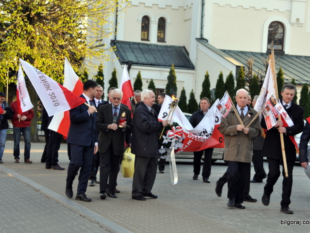 7. rocznica katastrofy smoleńskiej (FOTO)