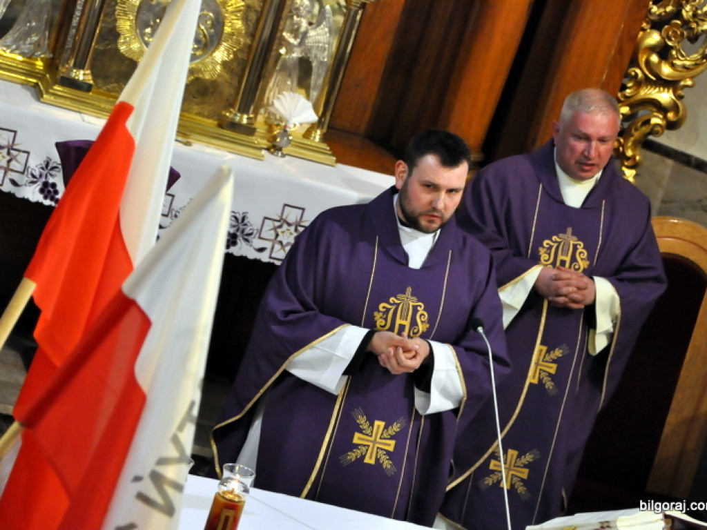 7. rocznica katastrofy smoleńskiej (FOTO)