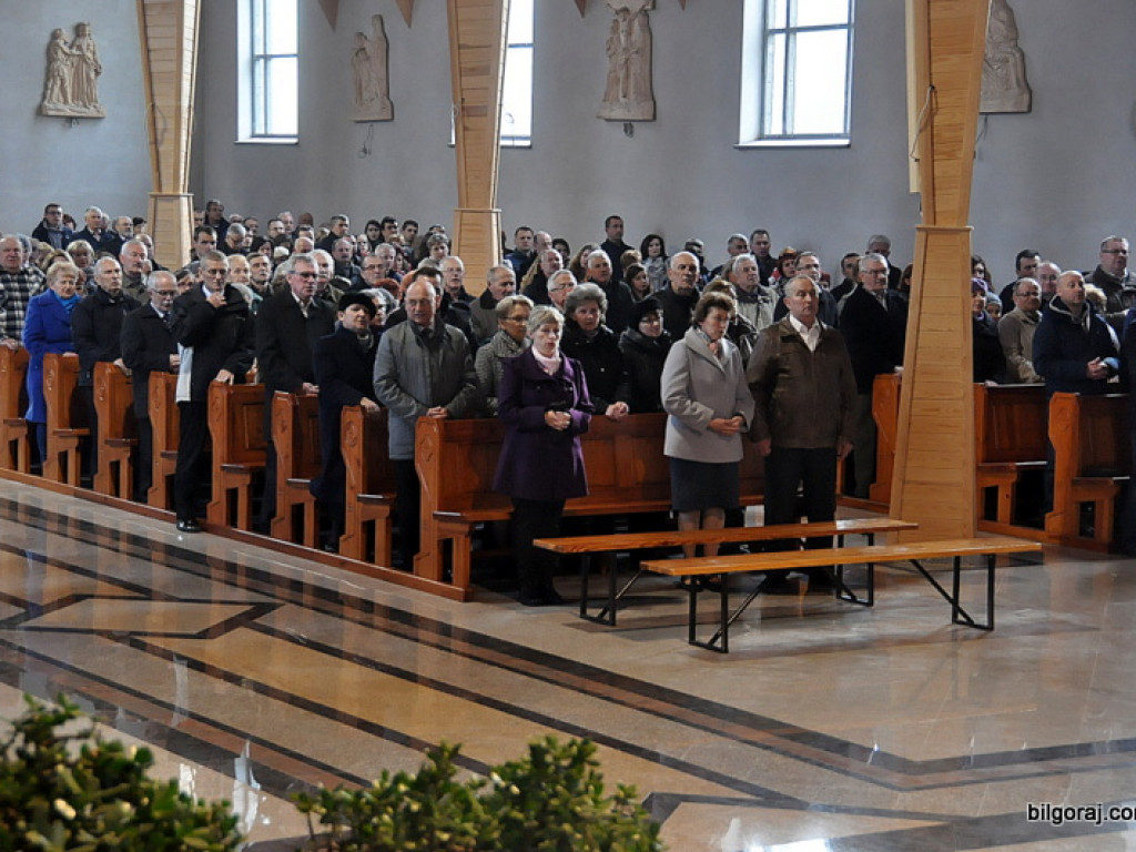 Wielki Czwartek w parafii Chrystusa Króla (FOTO)