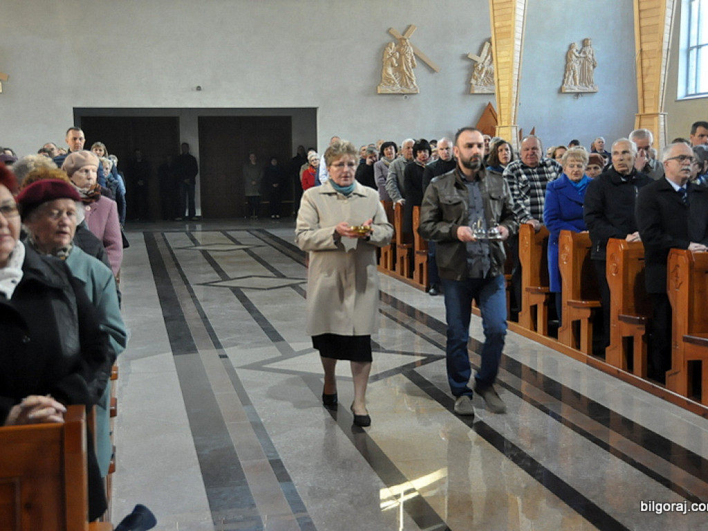Wielki Czwartek w parafii Chrystusa Króla (FOTO)