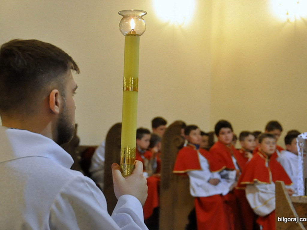 Wielki Piątek w parafii św. Jana Pawła II (FOTO)