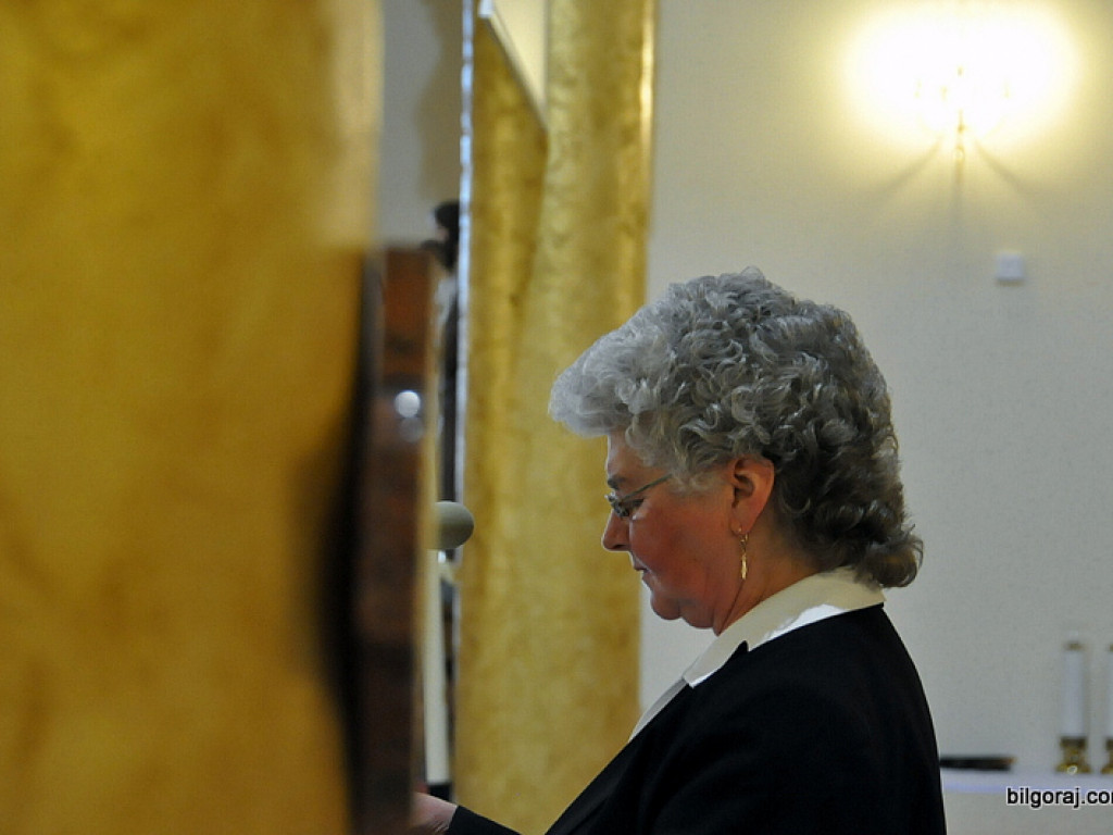 Wielki Piątek w parafii św. Jana Pawła II (FOTO)