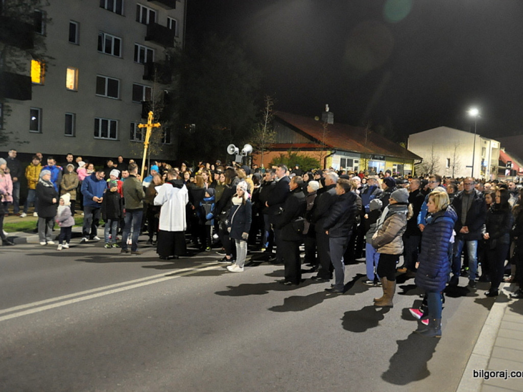 Droga Krzyżowa ulicami Biłgoraja (FOTO)
