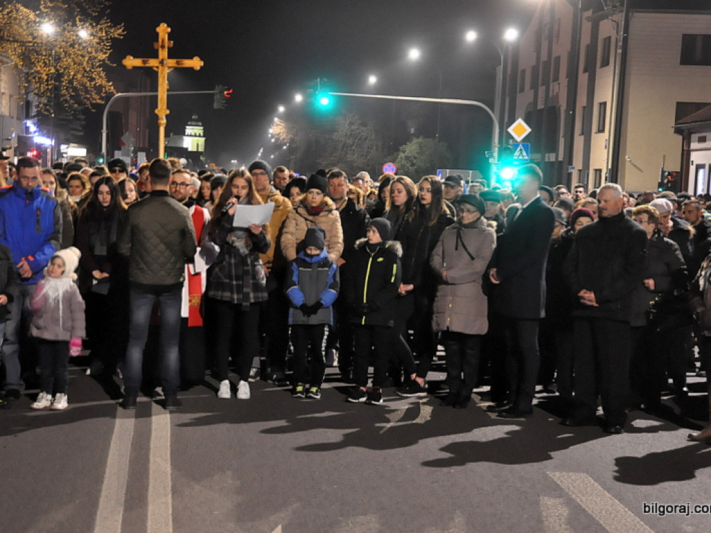 Droga Krzyżowa ulicami Biłgoraja (FOTO)