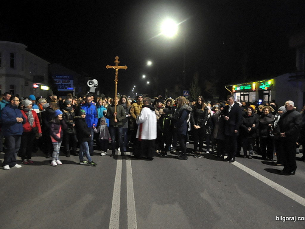 Droga Krzyżowa ulicami Biłgoraja (FOTO)