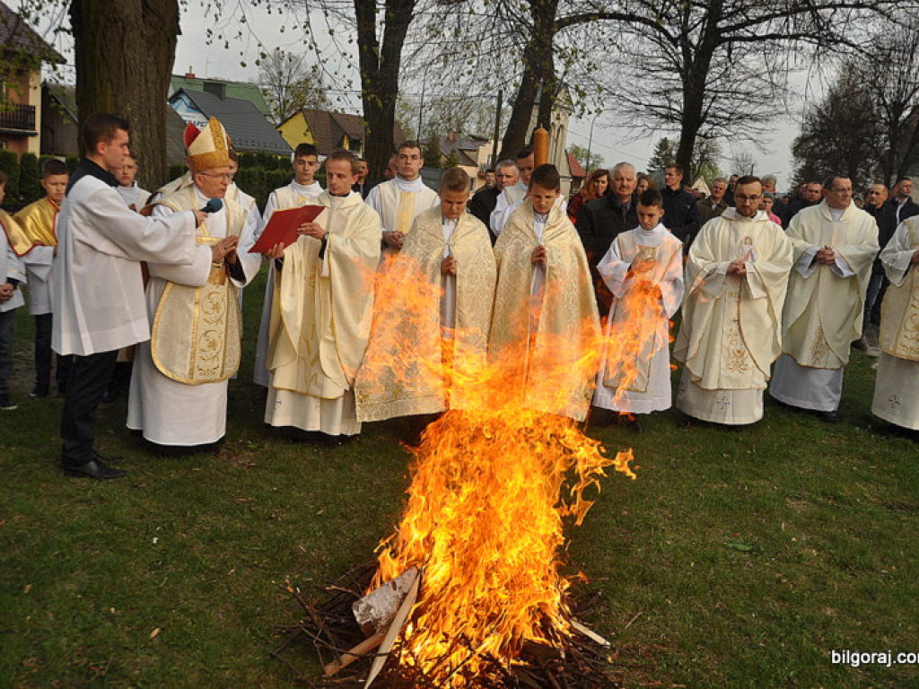 Wigilia Paschalna w parafii św. Marii Magdaleny (FOTO)