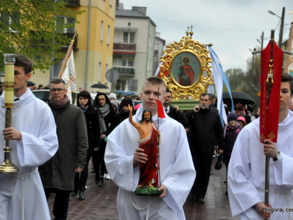 Rezurekcja w parafii św. Jerzego w Biłgoraju (FOTO)