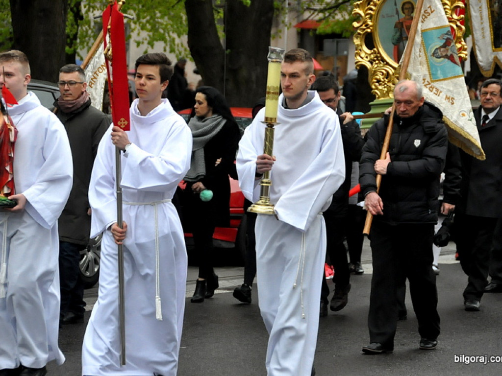 Rezurekcja w parafii św. Jerzego w Biłgoraju (FOTO)