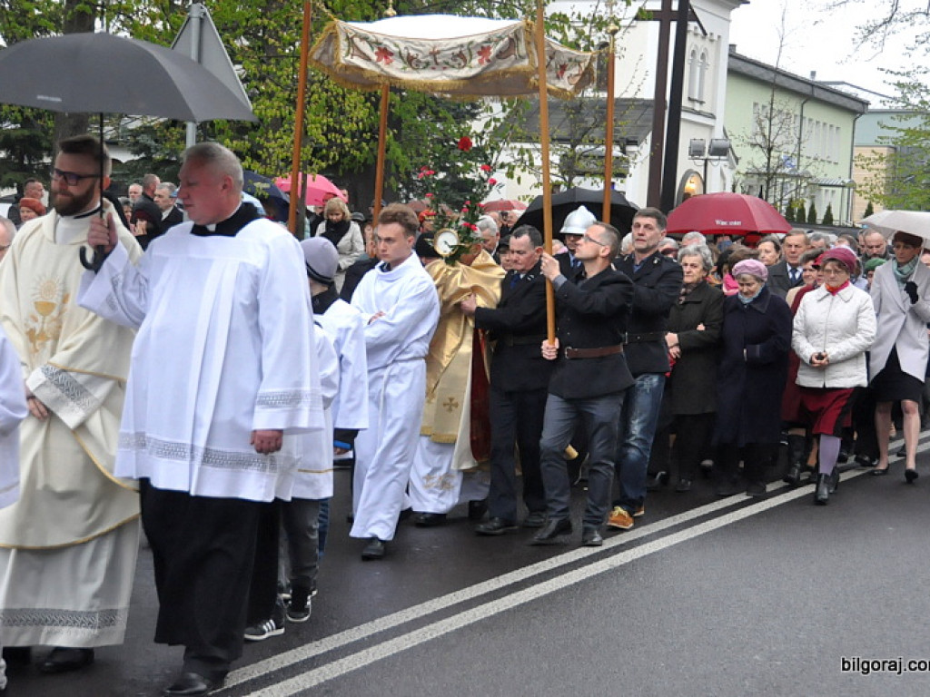 Rezurekcja w parafii św. Jerzego w Biłgoraju (FOTO)
