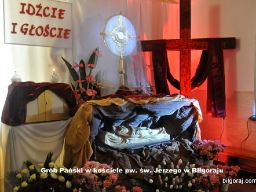 Ciemnice i Groby Pańskie w biłgorajskich świątyniach (FOTO)