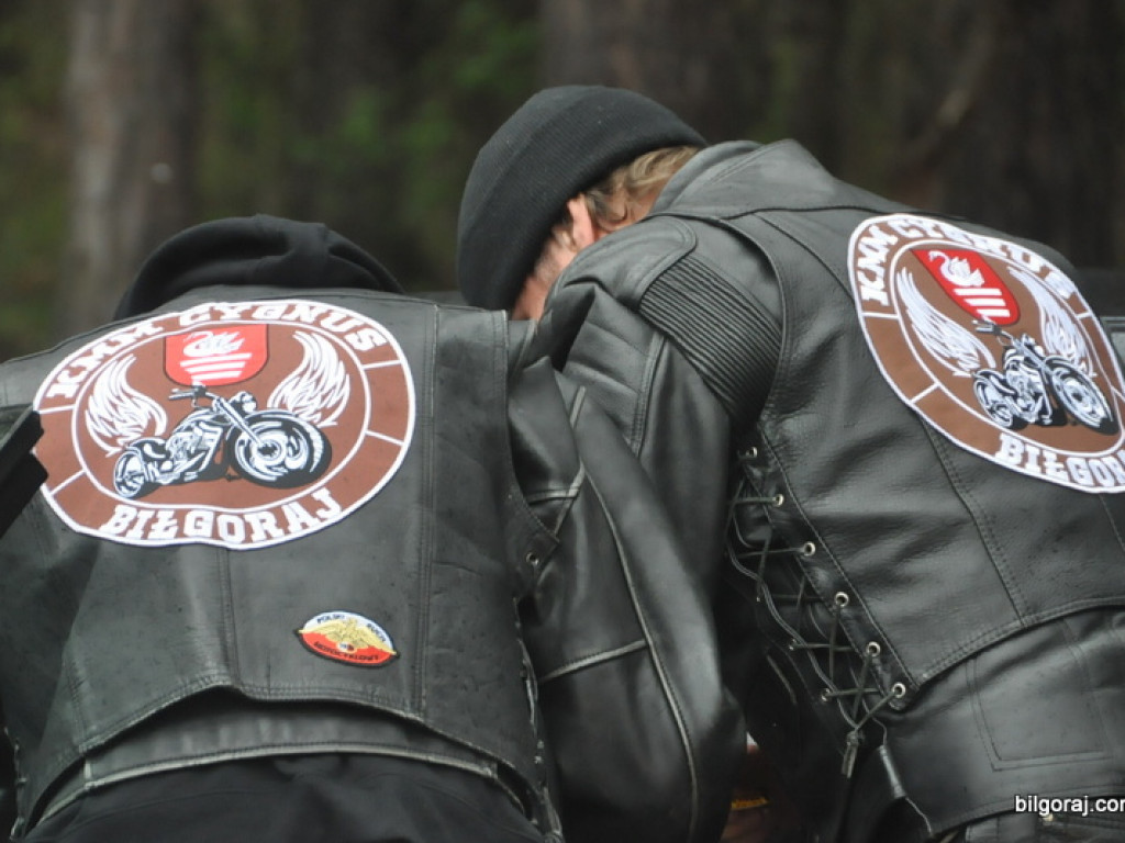 Patrz w lusterka - motocykle są wszędzie (FOTO)