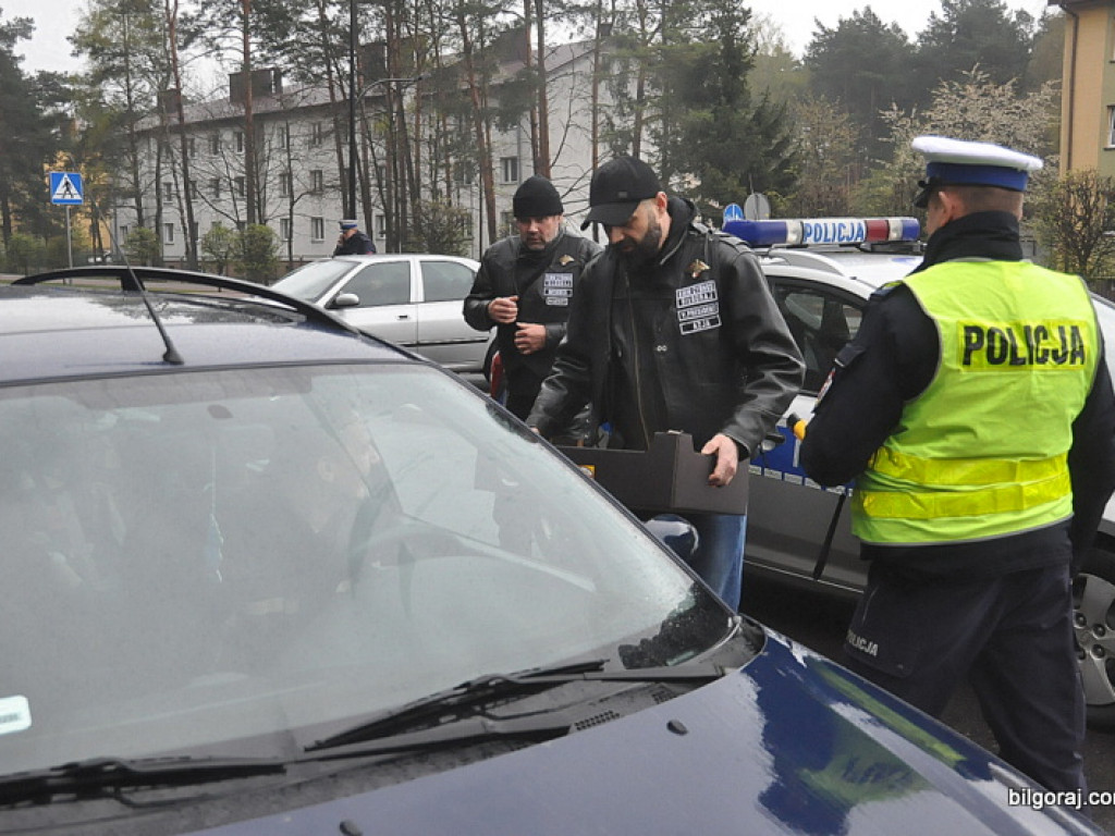 Patrz w lusterka - motocykle są wszędzie (FOTO)