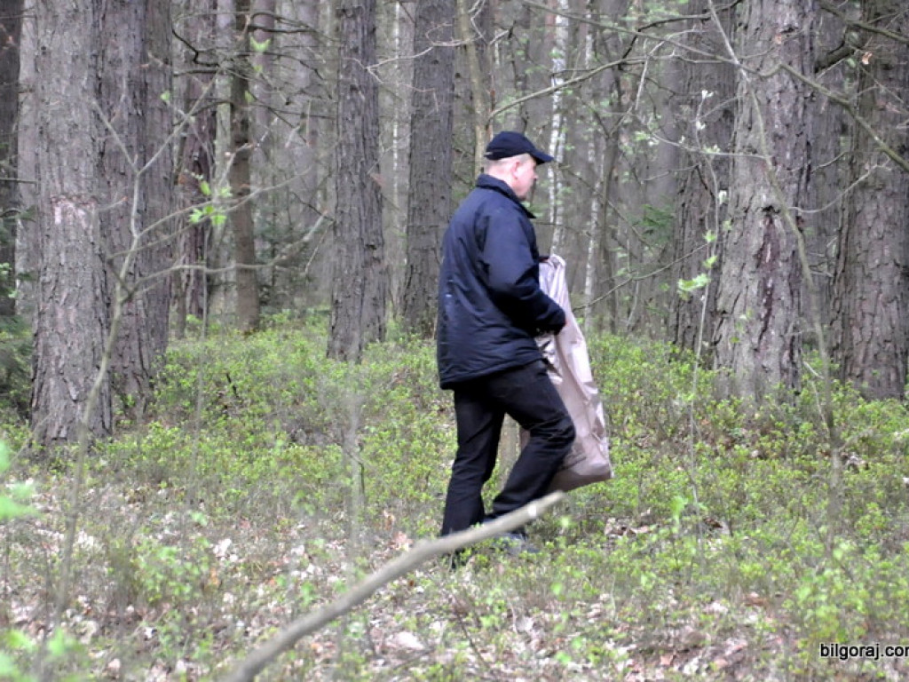 Sprzątali las wokół Zalewu Bojary (FOTO, VIDEO)
