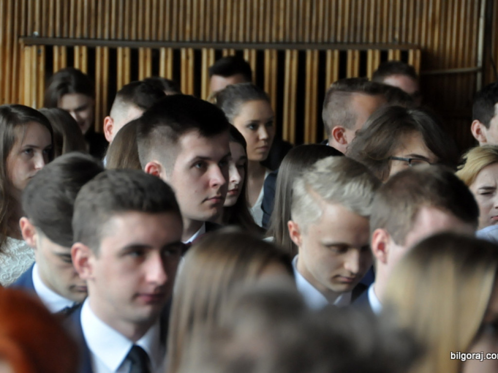 Pożegnanie maturzystów w ONZ-cie (FOTO)