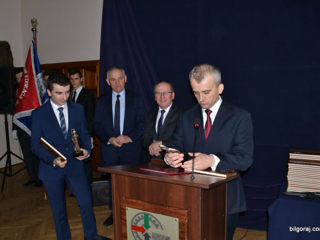 Pożegnanie maturzystów w RCEZ (FOTO)