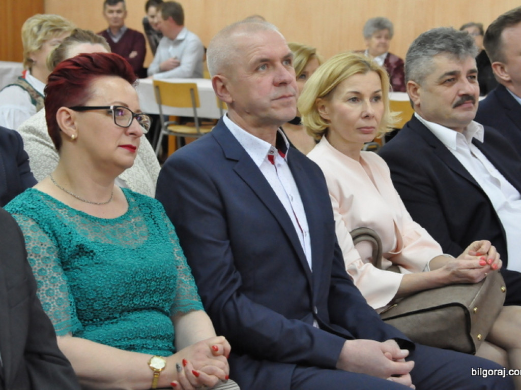 Majówka z zespołami ludowymi w Gromadzie (FOTO)
